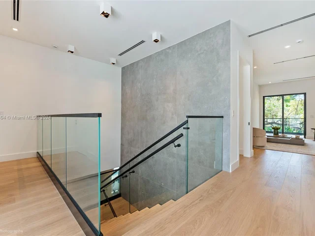 3401 Halissee St, Miami FL 33133