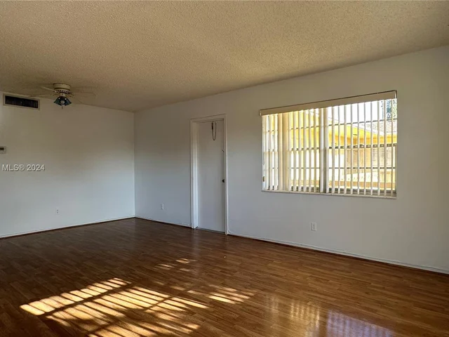 5112 Hollywood Blvd # 21, Hollywood FL 33021