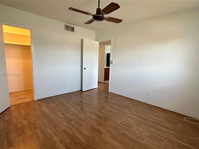 5112 Hollywood Blvd # 21, Hollywood FL 33021