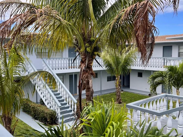 5112 Hollywood Blvd # 21, Hollywood FL 33021