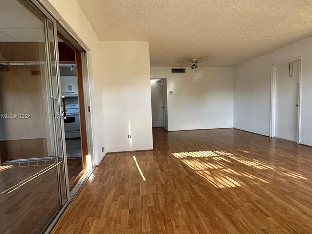 5112 Hollywood Blvd # 21, Hollywood FL 33021