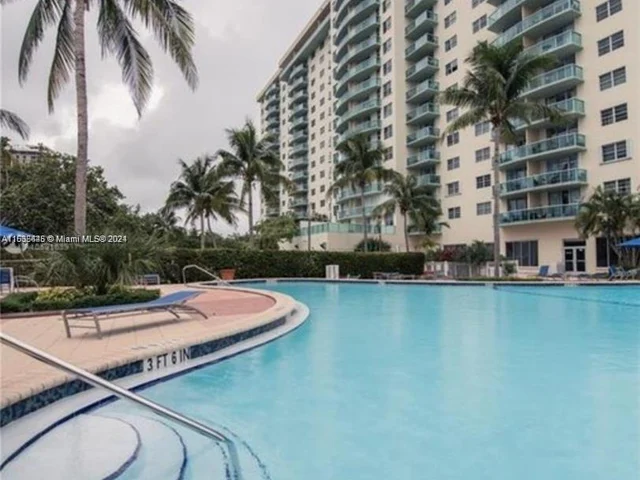 19380 Collins Ave # 224, Sunny Isles Beach FL 33160