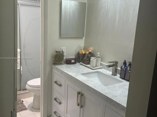 6367 W Pinehurst Cir W # B37, Tamarac FL 33321