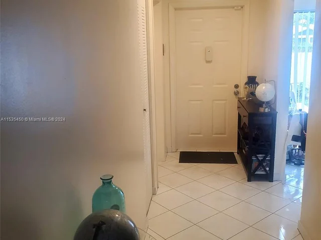 6367 W Pinehurst Cir W # B37, Tamarac FL 33321