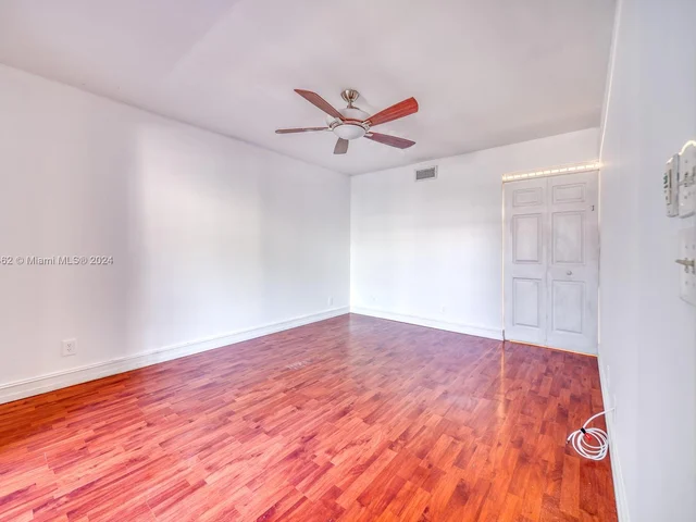 11530 NW 10th St # 11530, Pembroke Pines FL 33026