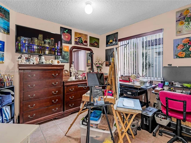 17326 SW 142nd Pl, Miami FL 33177