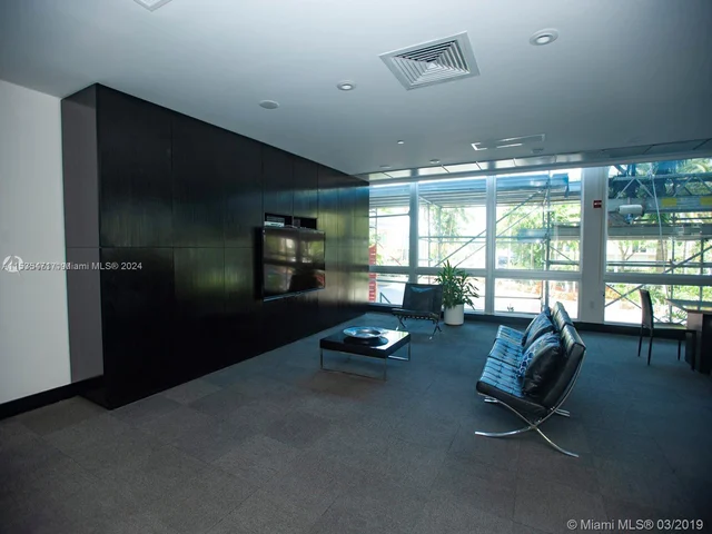 1200 West Ave # 423, Miami Beach FL 33139