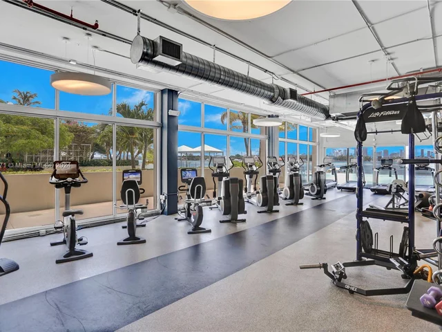 1200 West Ave # 423, Miami Beach FL 33139