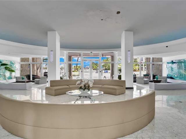 1200 West Ave # 423, Miami Beach FL 33139