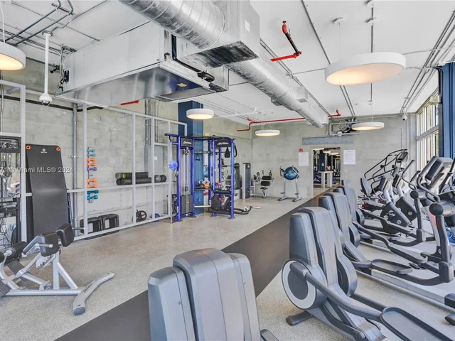 1200 West Ave # 423, Miami Beach FL 33139