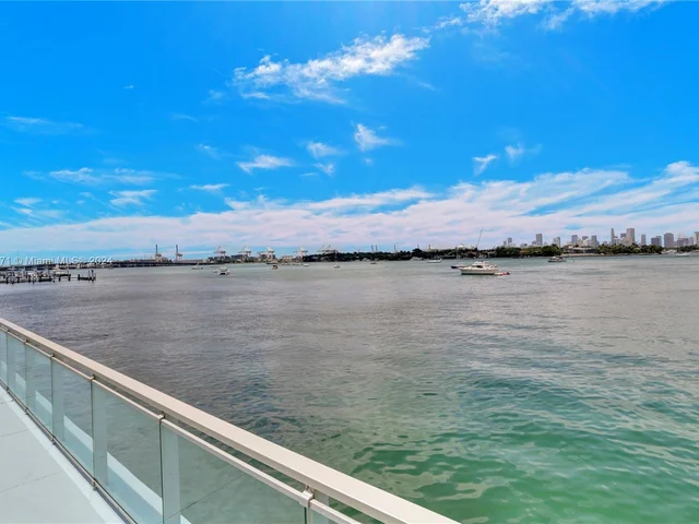 1200 West Ave # 423, Miami Beach FL 33139