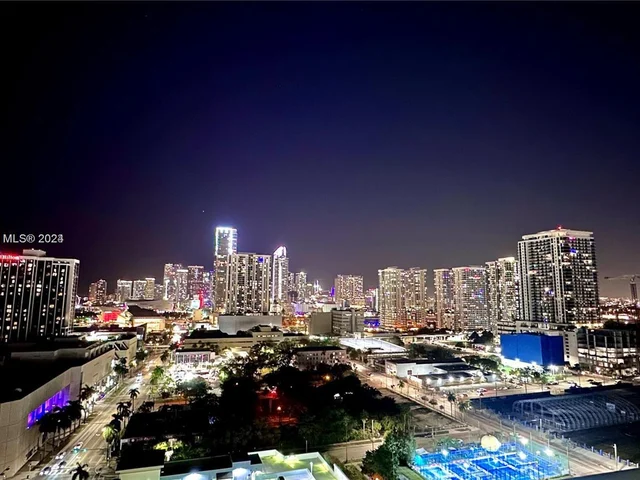 275 NE 18th St # 06, Miami FL 33132