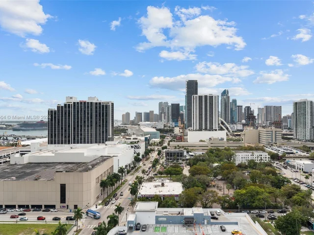 275 NE 18th St # 06, Miami FL 33132