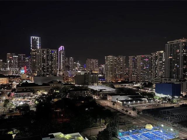 275 NE 18th St # 06, Miami FL 33132