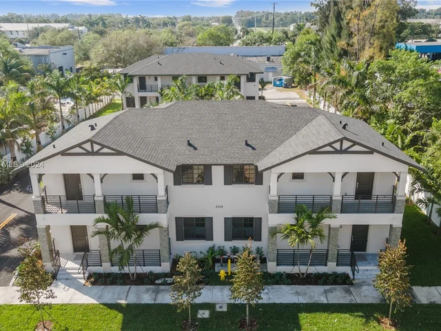 5750 SW 44TH STREET # 101, Davie FL 33314