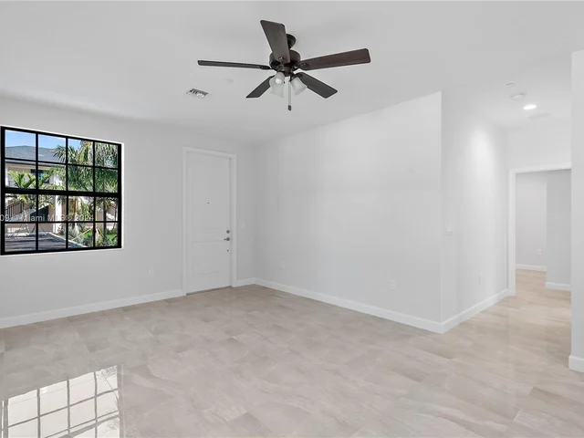 5750 SW 44TH STREET # 101, Davie FL 33314