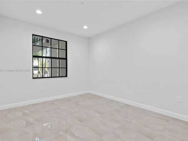 5750 SW 44TH STREET # 101, Davie FL 33314