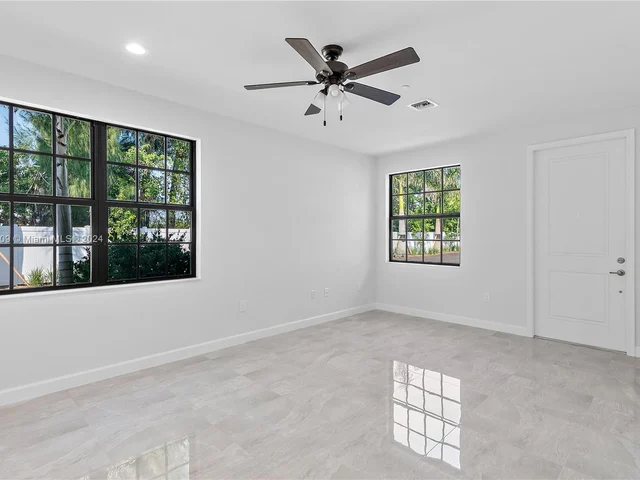 5750 SW 44TH STREET # 101, Davie FL 33314