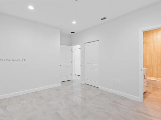 5750 SW 44TH STREET # 101, Davie FL 33314