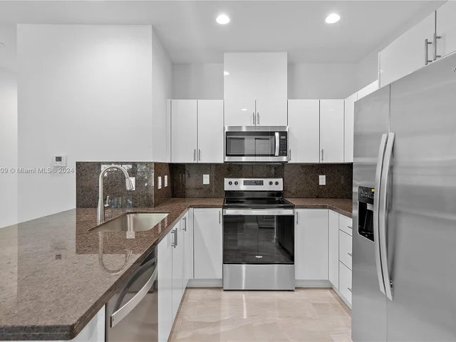 5750 SW 44TH STREET # 101, Davie FL 33314