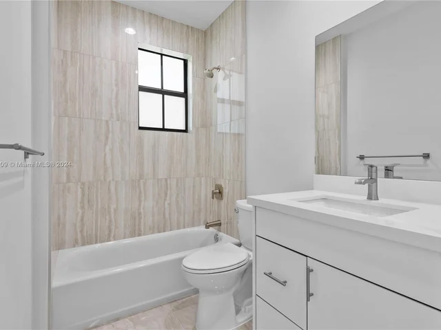 5750 SW 44TH STREET # 101, Davie FL 33314