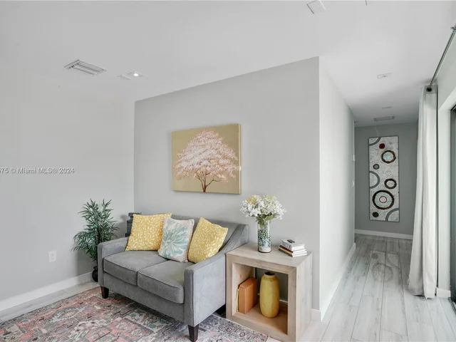 12500 Griffing Blvd, North Miami FL 33161