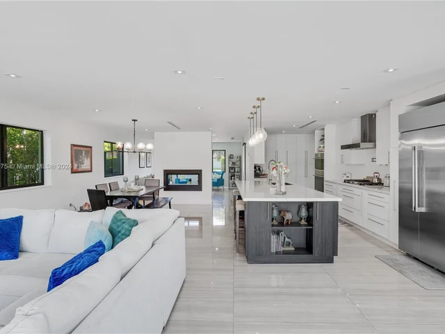 12500 Griffing Blvd, North Miami FL 33161