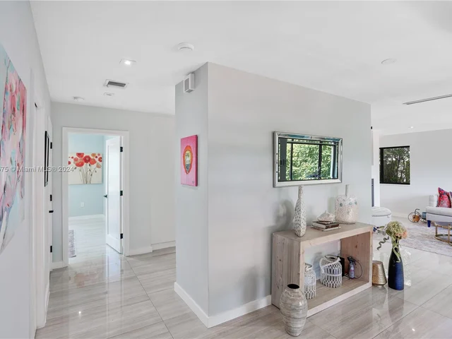 12500 Griffing Blvd, North Miami FL 33161