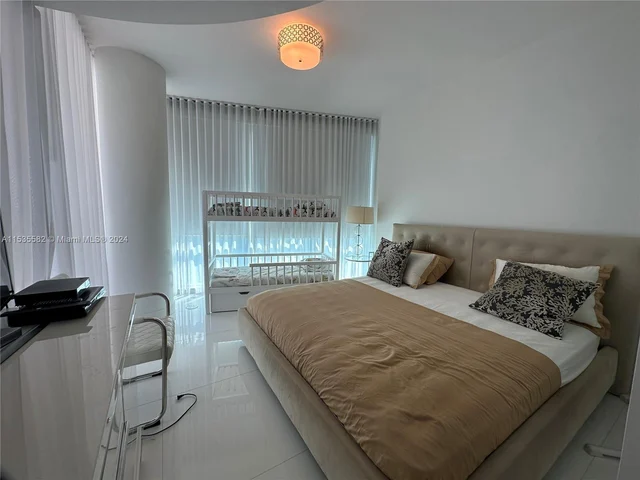 17121 Collins Ave # 2006, Sunny Isles Beach FL 33160