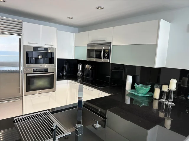 17121 Collins Ave # 2006, Sunny Isles Beach FL 33160