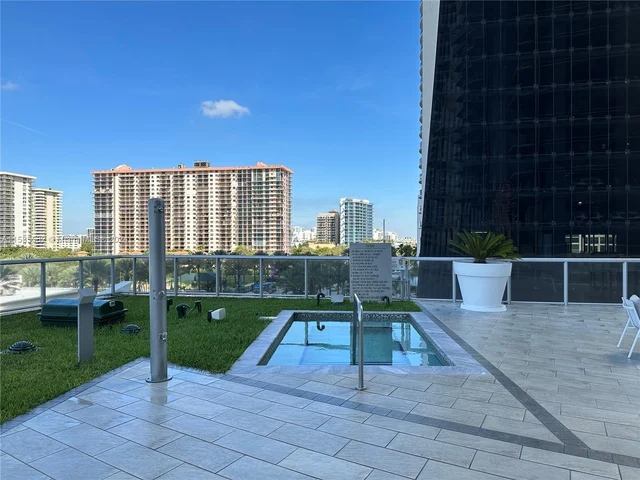 17121 Collins Ave # 2006, Sunny Isles Beach FL 33160