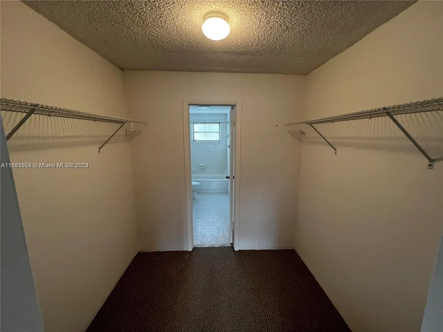 9375 Fontainebleau Blvd # L223, Miami FL 33172