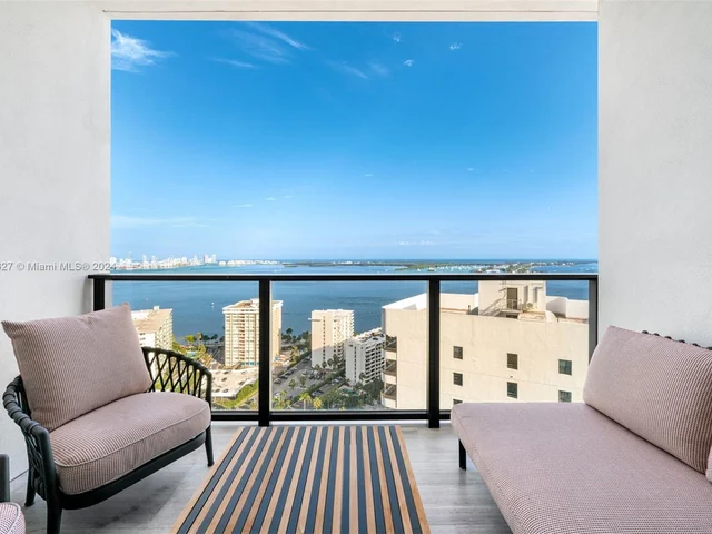 1451 Brickell Ave # 2701, Miami FL 33131