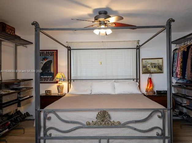 1025 Lincoln St, Hollywood FL 33019