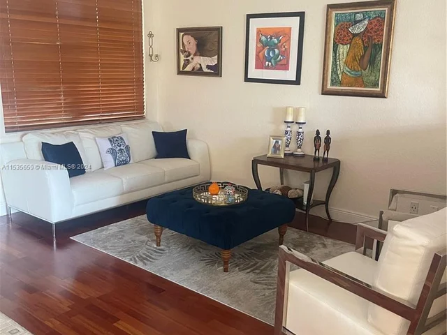 4114 Sabal Ridge Cir, Weston FL 33331