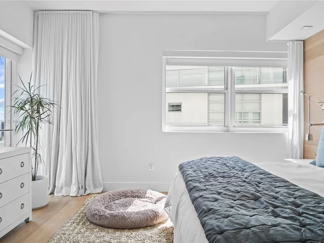 6103 Aqua Ave # 1004, Miami Beach FL 33141