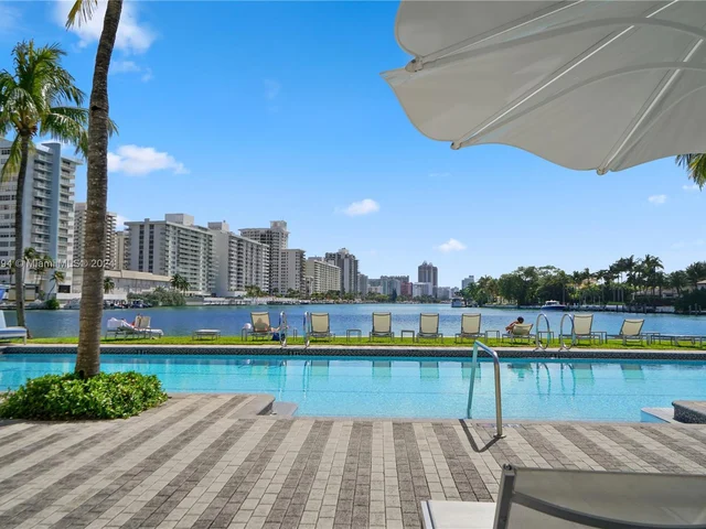 6103 Aqua Ave # 1004, Miami Beach FL 33141