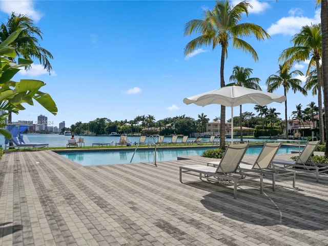 6103 Aqua Ave # 1004, Miami Beach FL 33141