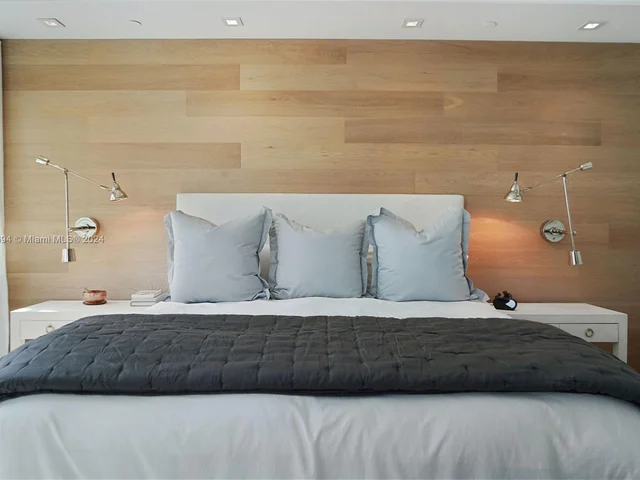 6103 Aqua Ave # 1004, Miami Beach FL 33141