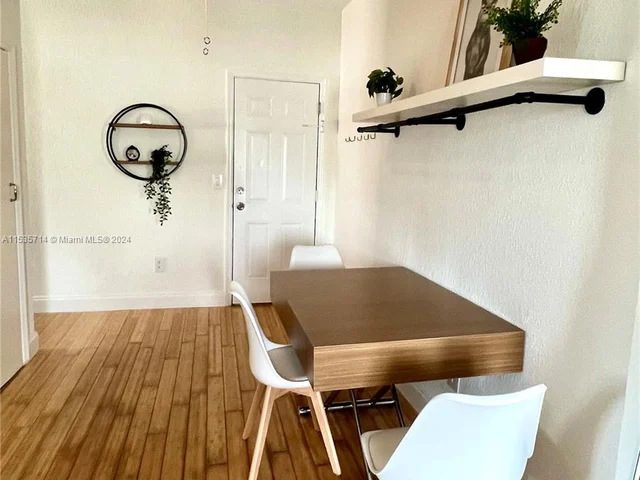 8415 Harding Ave # 14, Miami Beach FL 33141