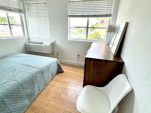 8415 Harding Ave # 14, Miami Beach FL 33141