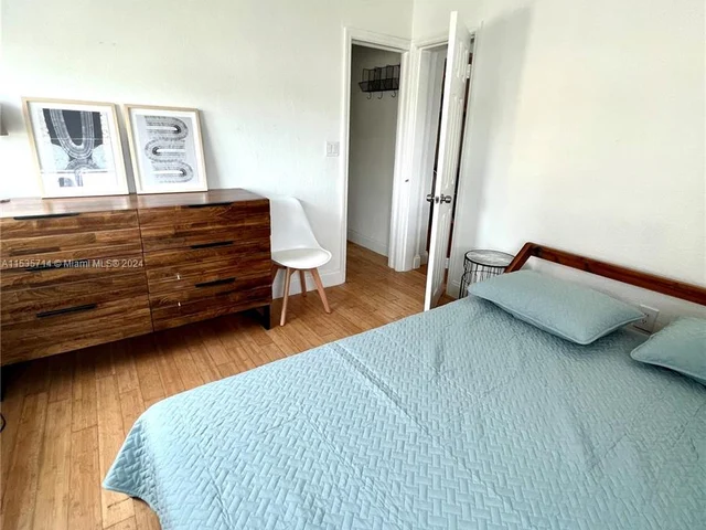 8415 Harding Ave # 14, Miami Beach FL 33141