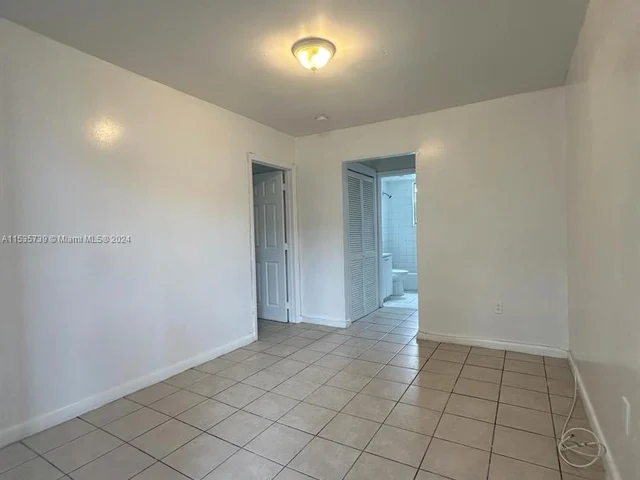 1951 NE 167th St # 1, North Miami Beach FL 33162