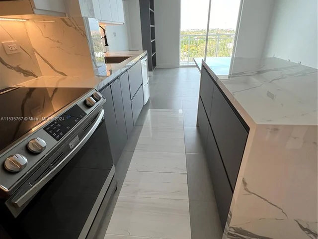 3000 Coral Way # 919, Miami FL 33145