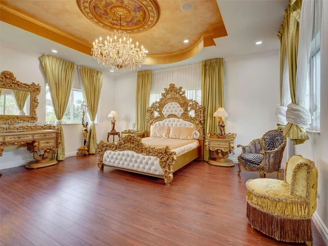 361 NE 116th St, Miami FL 33161