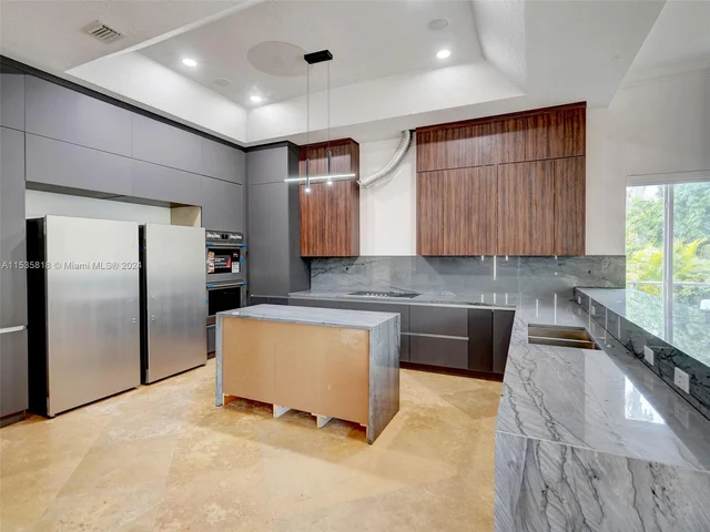 361 NE 116th St, Miami FL 33161