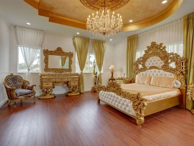 361 NE 116th St, Miami FL 33161