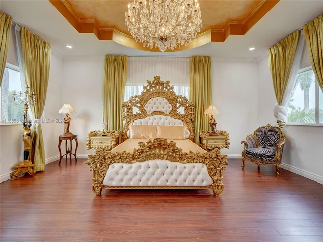 361 NE 116th St, Miami FL 33161