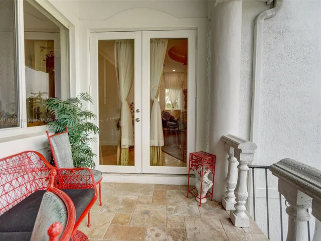 361 NE 116th St, Miami FL 33161