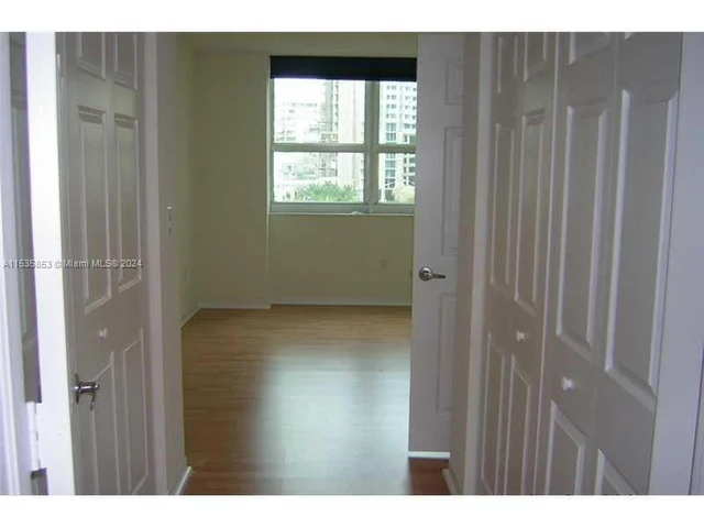 1155 Brickell Bay Dr # 301, Miami FL 33131